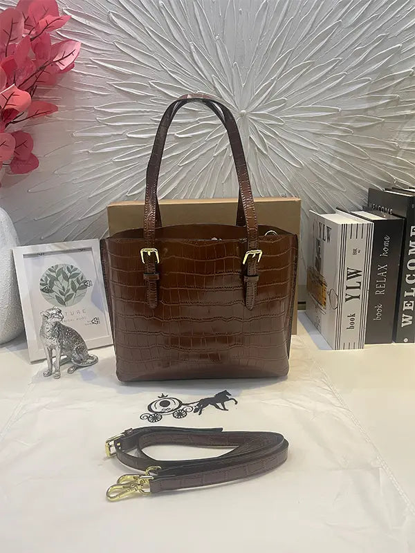 شنطة كوتش كبيره ماستر الجديدة شنط وحقائب coach bags