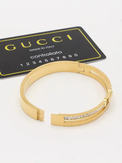 اساور قوتشي بانقل لوقو اسواره gucci
