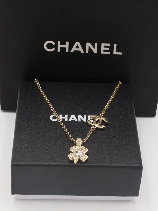 سلسال شانيل انتيك 686 سلسال chanel ذهبي