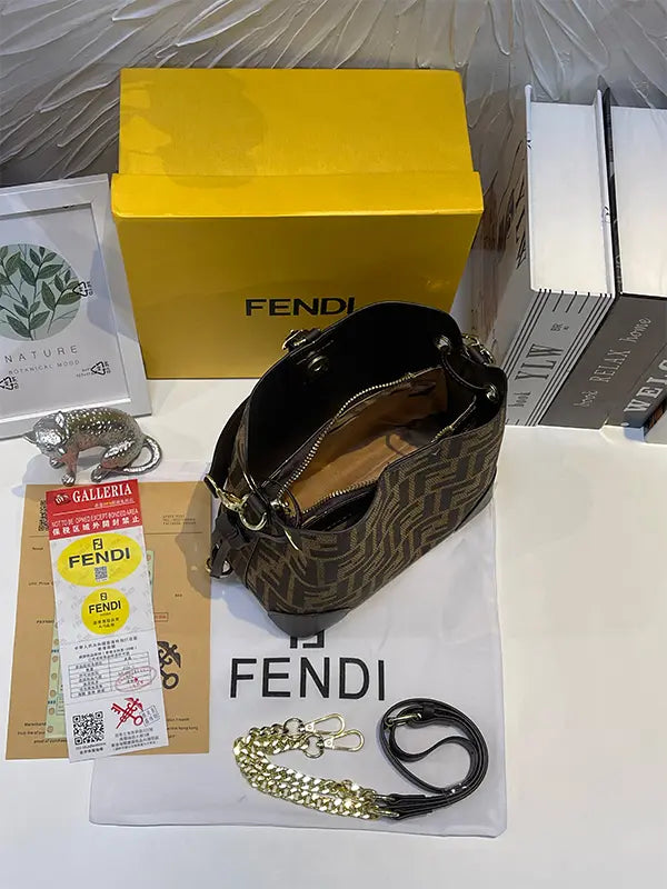 شنطة فندي نيو ماستر شنط وحقائب fendi bags