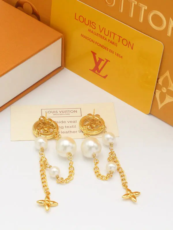 حلق لويس فيتون لونق بيرل زركون ماستر 701 حلق louis vuitton