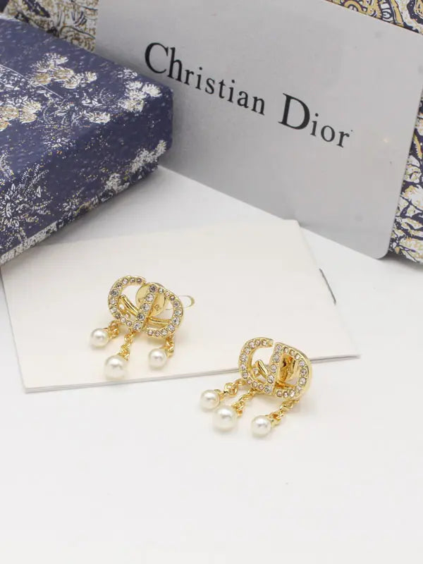 حلق ديور ثري بيرلز ماستر حلق dior