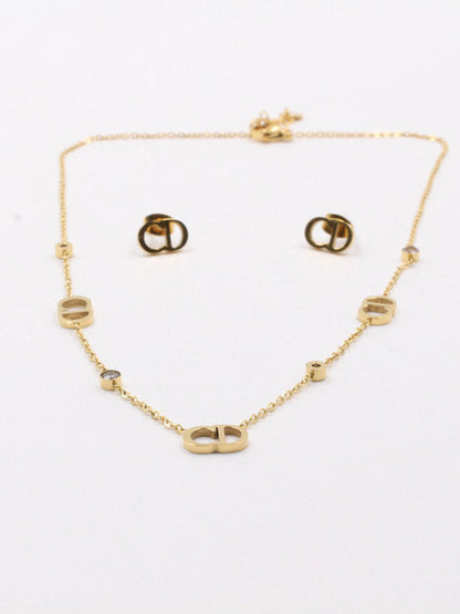 طقم ديور ذهبي ناعم اطقم dior ذهبي