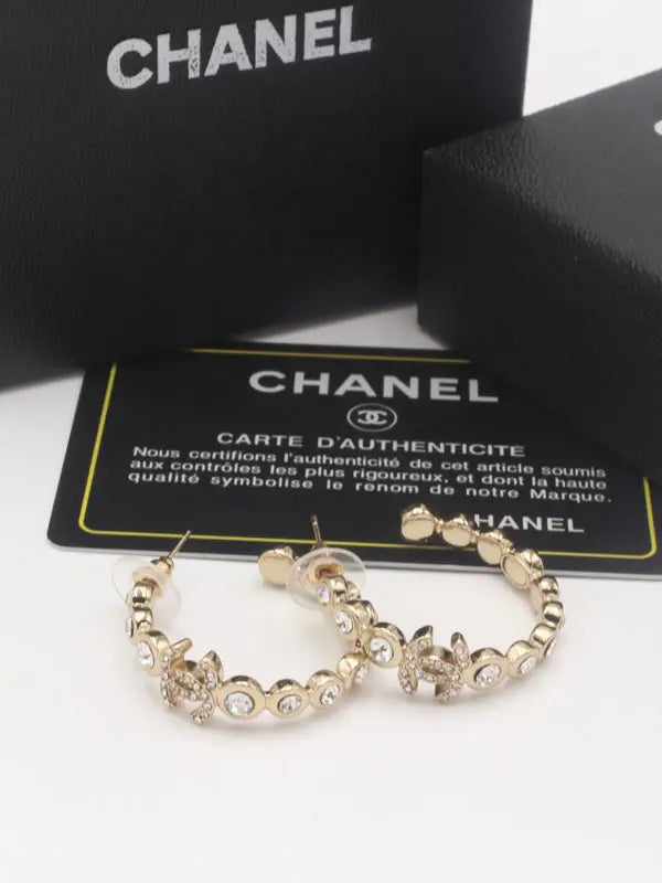 حلق شانيل انتيك 658 حلق chanel ذهبي