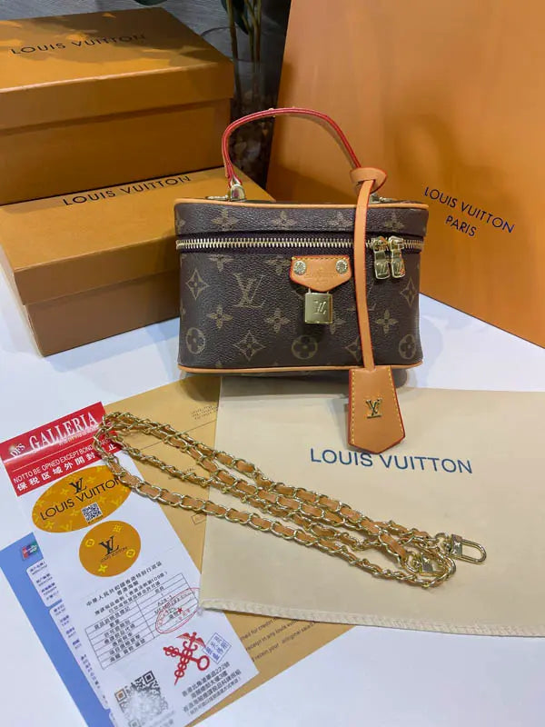 شنطة لويس فيتون ماستر نيو لوك شنط وحقائب louis vuitton bags