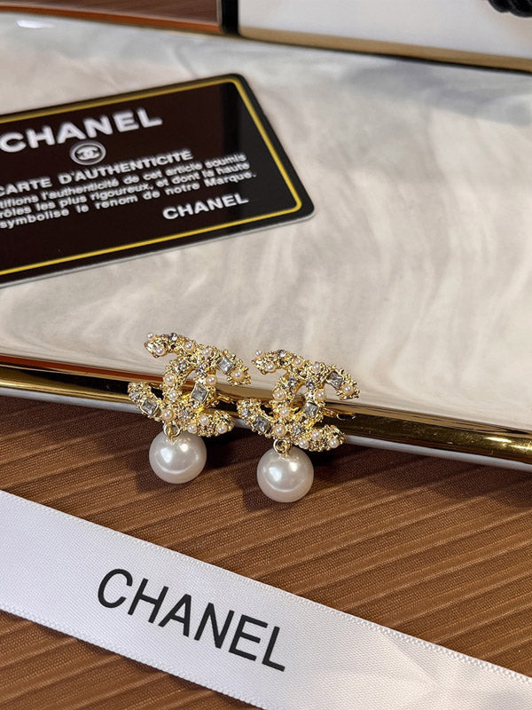 حلق شانيل 2667 حلق chanel ذهبي 