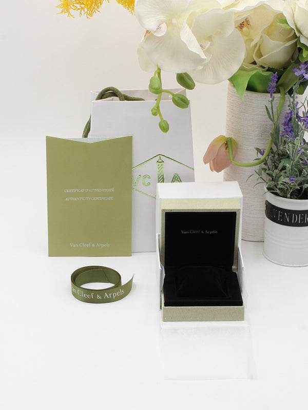 ملحقات فان كليف الاصلية للاساور مخدة هدايا van cleef