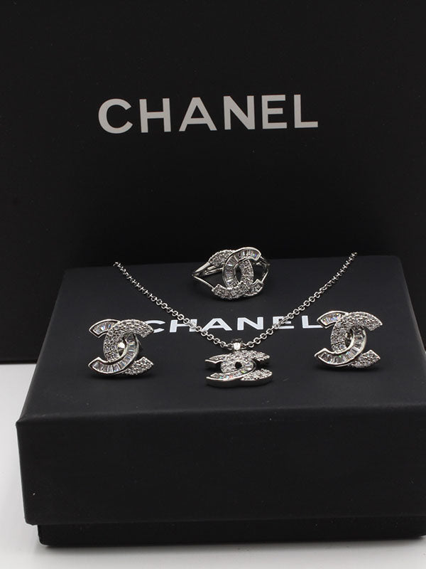 طقم شانيل سلفر زركون اطقم chanel  