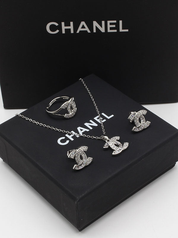 طقم شانيل سلفر زركون اطقم chanel  