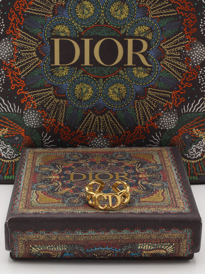 خاتم ديور سي دي ذهبي خواتم dior  