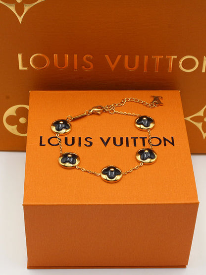 اسواره لويس فيتون مدور ناعم اسواره louis vuitton ذهبي اسود 