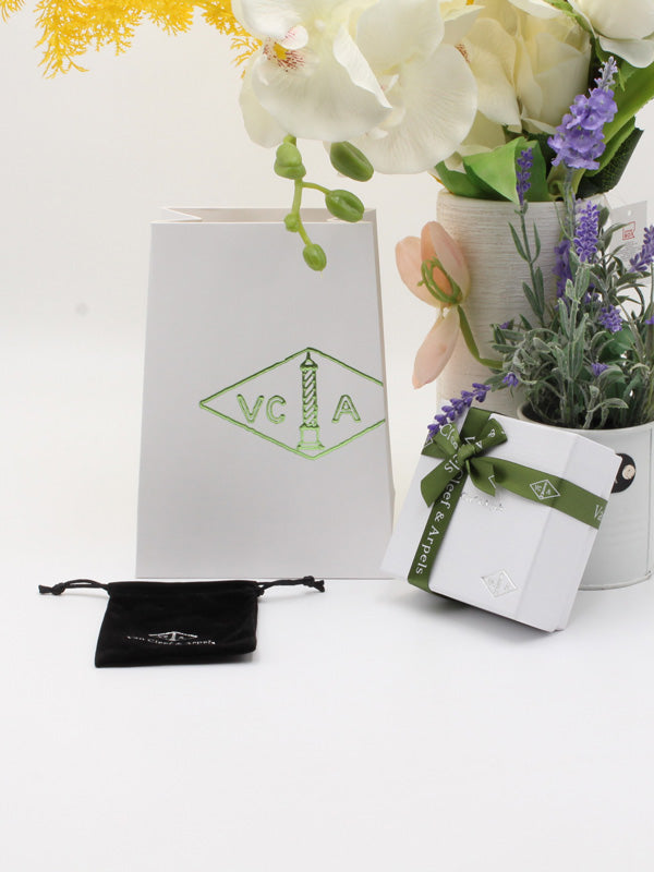 ملحقات فان كليف الاصلية للاساور مخدة هدايا van cleef