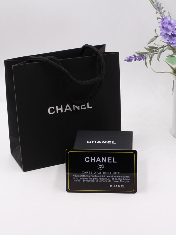 ملحقات شانيل بوكس مربع صغيره هدايا chanel  