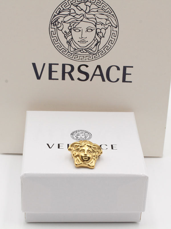 بروش ماركة فيرساتشي بروش versace  