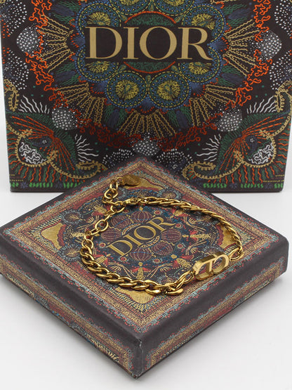 اسواره ديور جنزير ناعمة ذهبي اسواره dior  