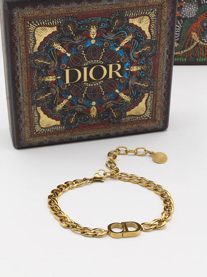 اسواره ديور جنزير ناعمة ذهبي اسواره dior  