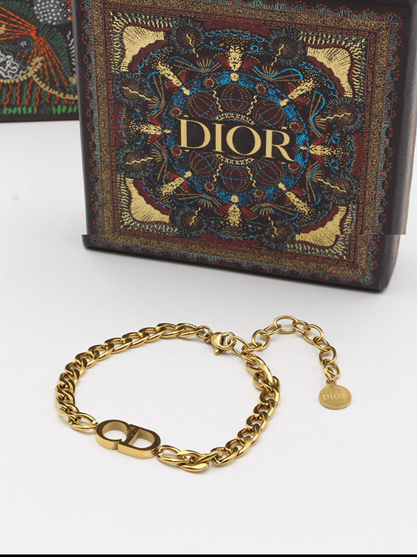 اسواره ديور جنزير ناعمة ذهبي اسواره dior ذهبي 