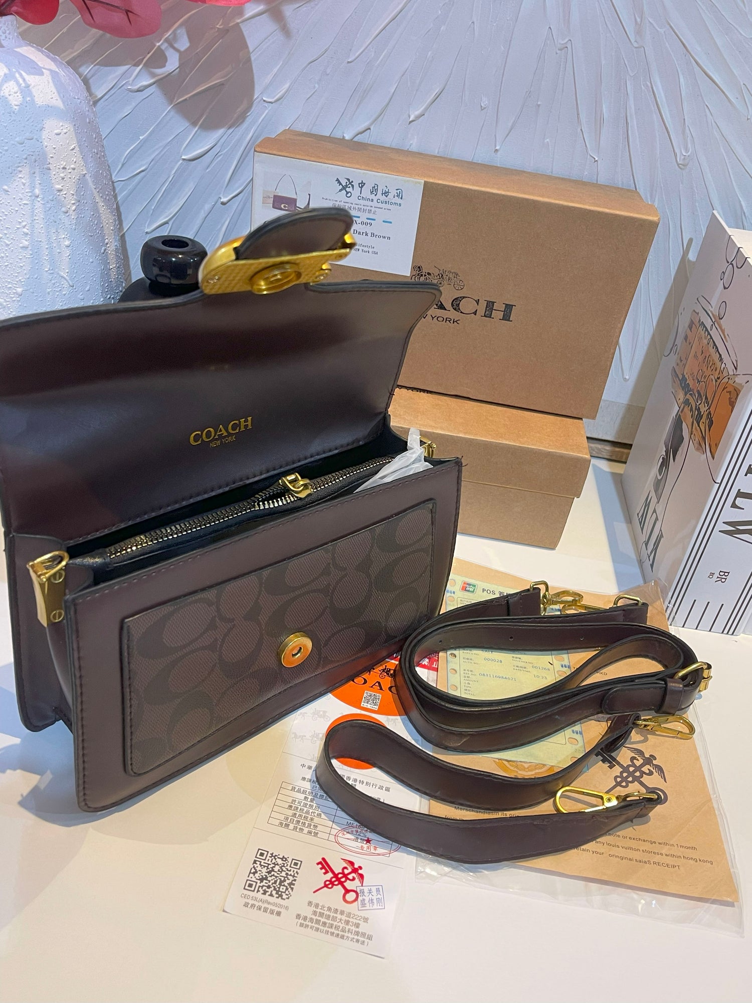 شنطة كوتش الماستر شنط وحقائب coach bags