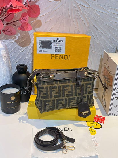 شنطة فندي بنية صغيرة شنط وحقائب fendi bags
