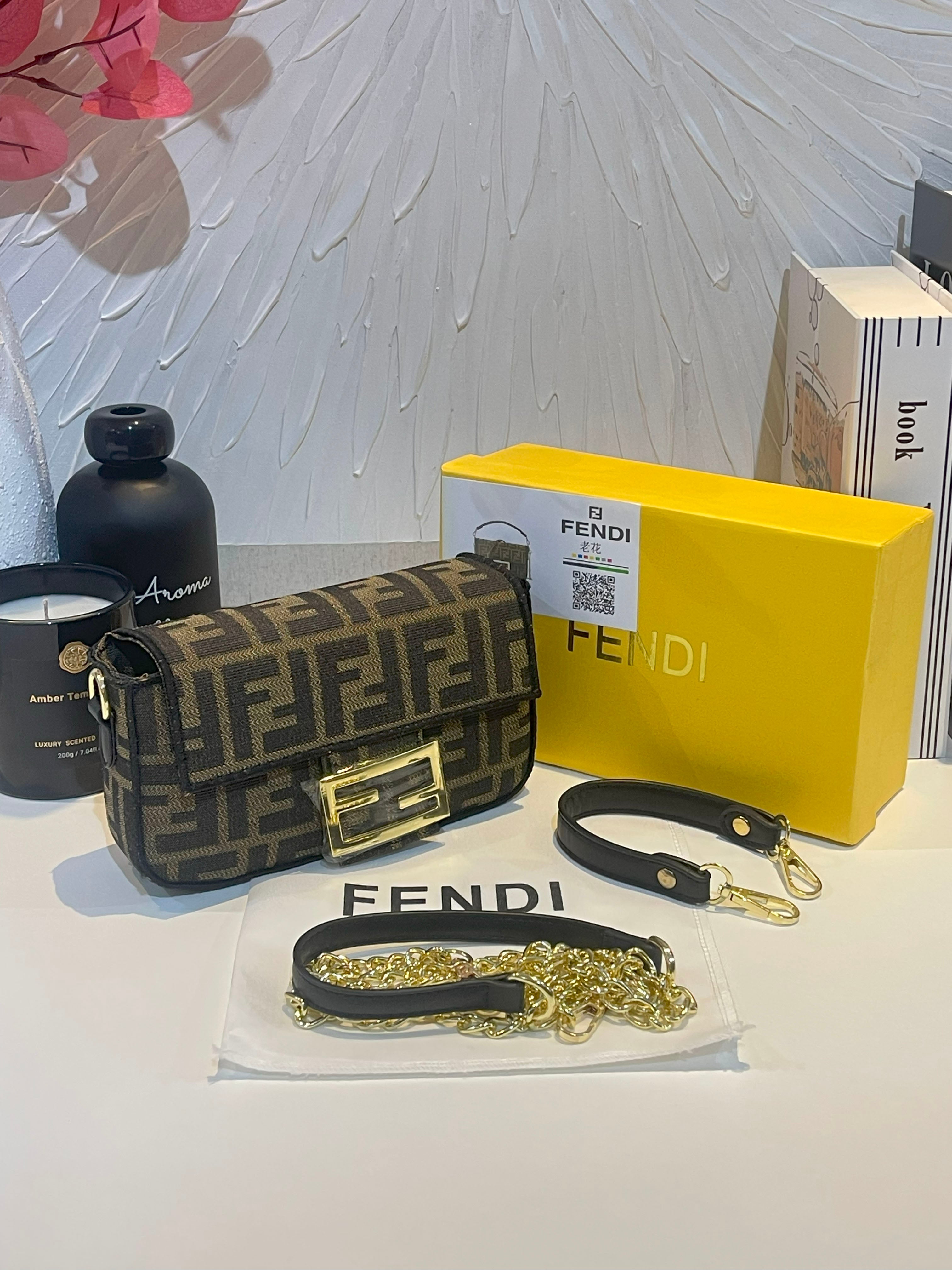 شنطة فندي صغيره شنط وحقائب fendi bags