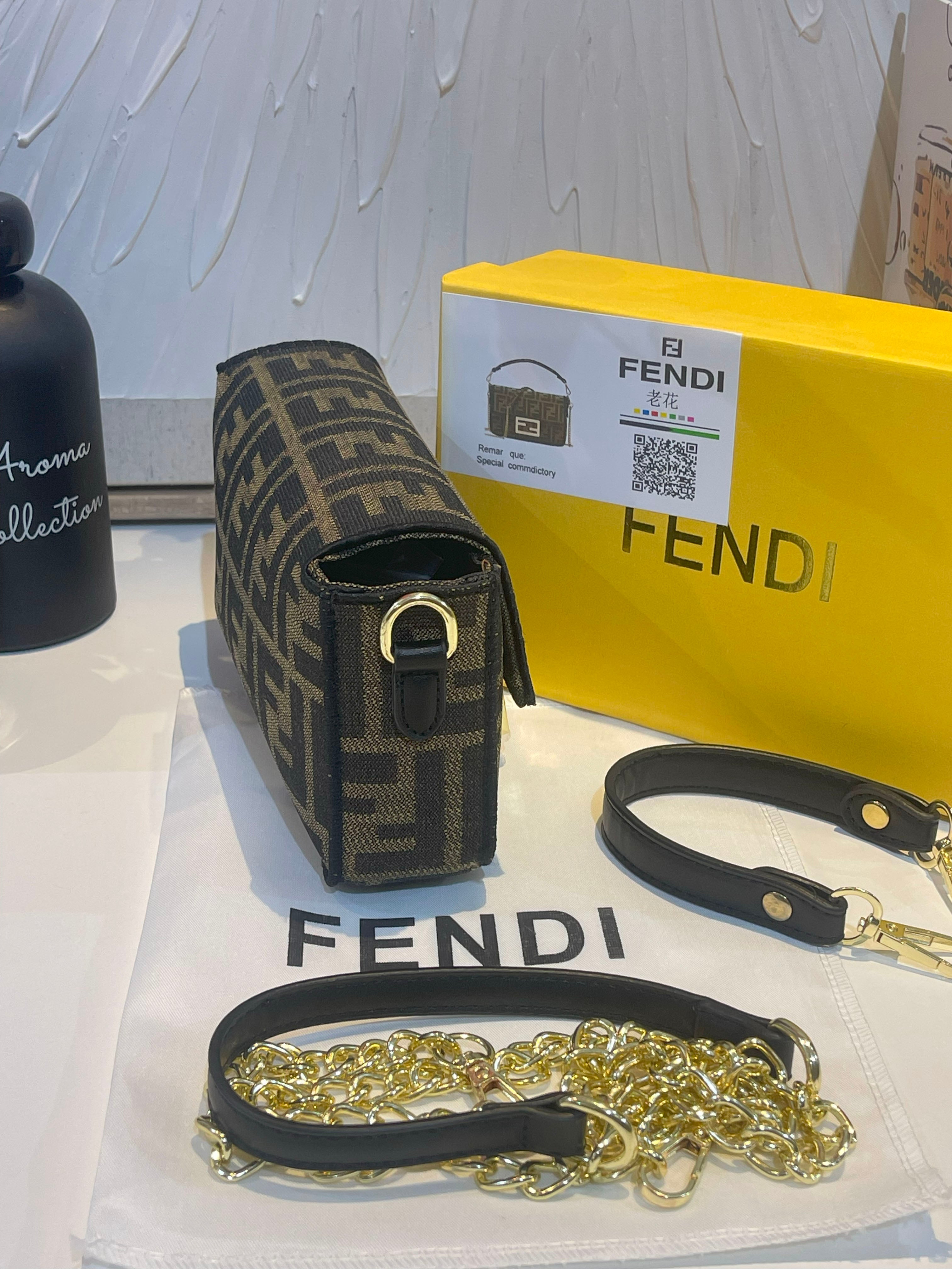 شنطة فندي صغيره شنط وحقائب fendi bags