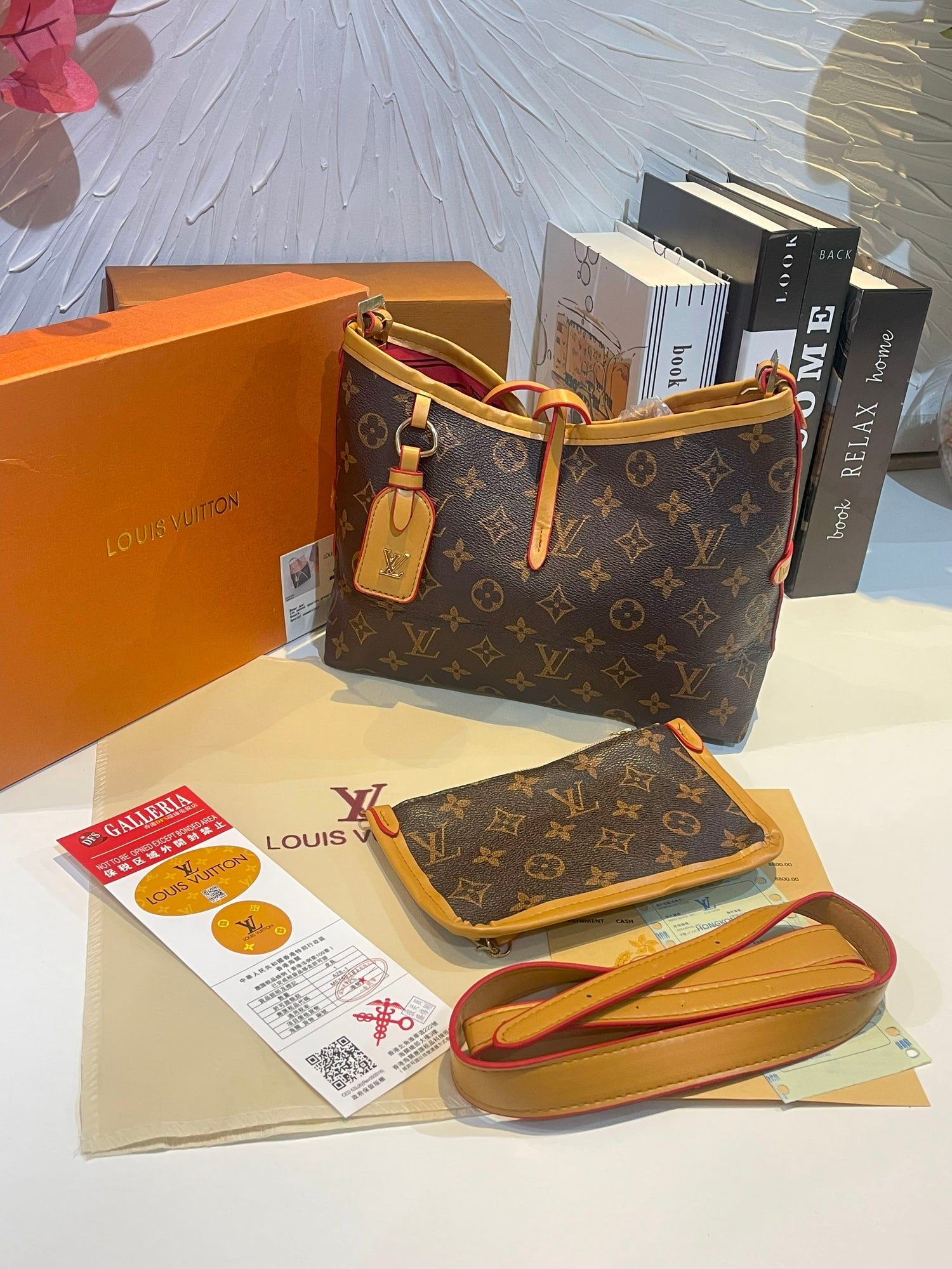 شنطة لويس فيتون بنيه متوسطه شنط وحقائب louis vuitton bags
