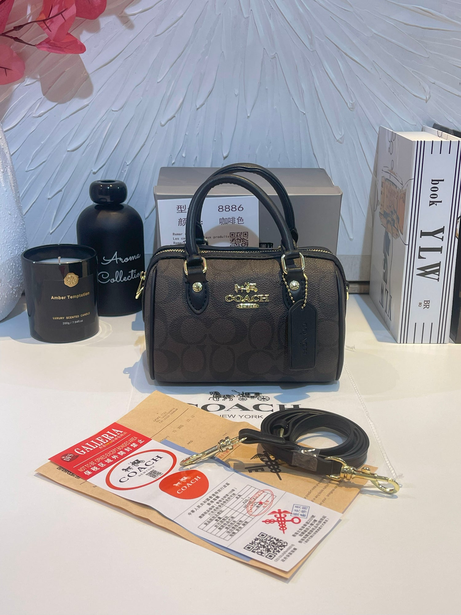 شنطة كوتش روان صغيره شنط وحقائب coach bags بني