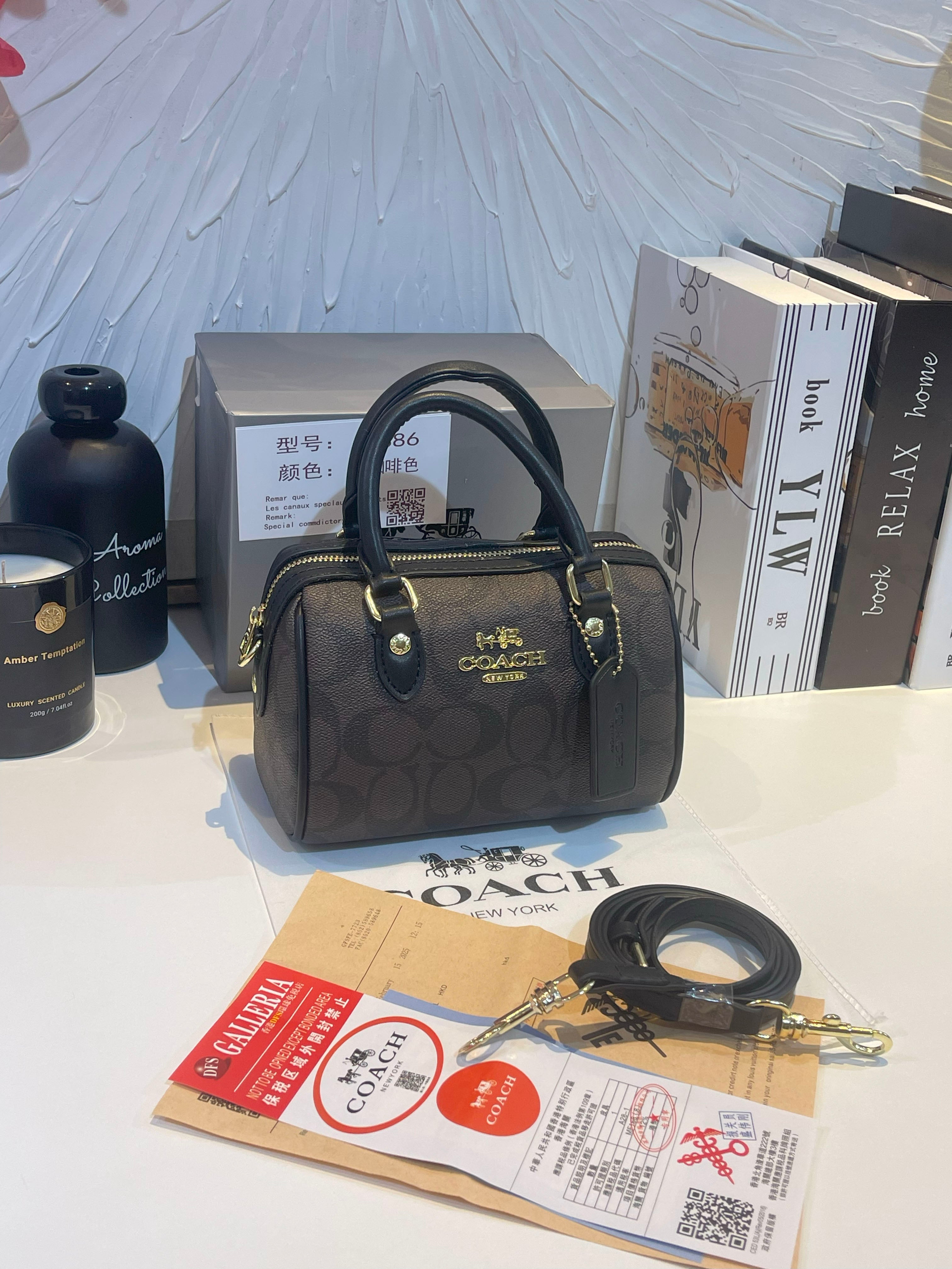 شنطة كوتش روان صغيره شنط وحقائب coach bags