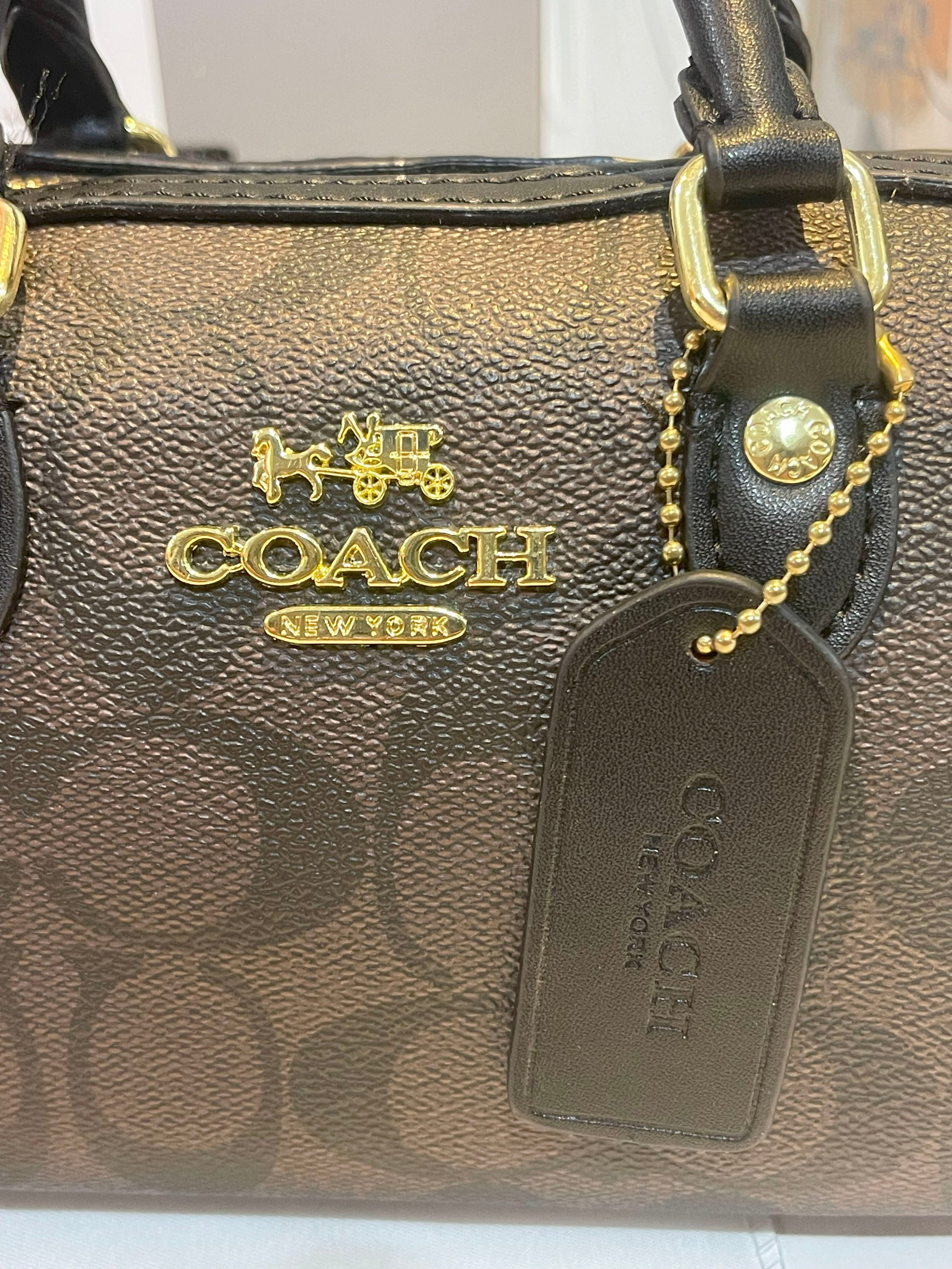 شنطة كوتش روان صغيره شنط وحقائب coach bags