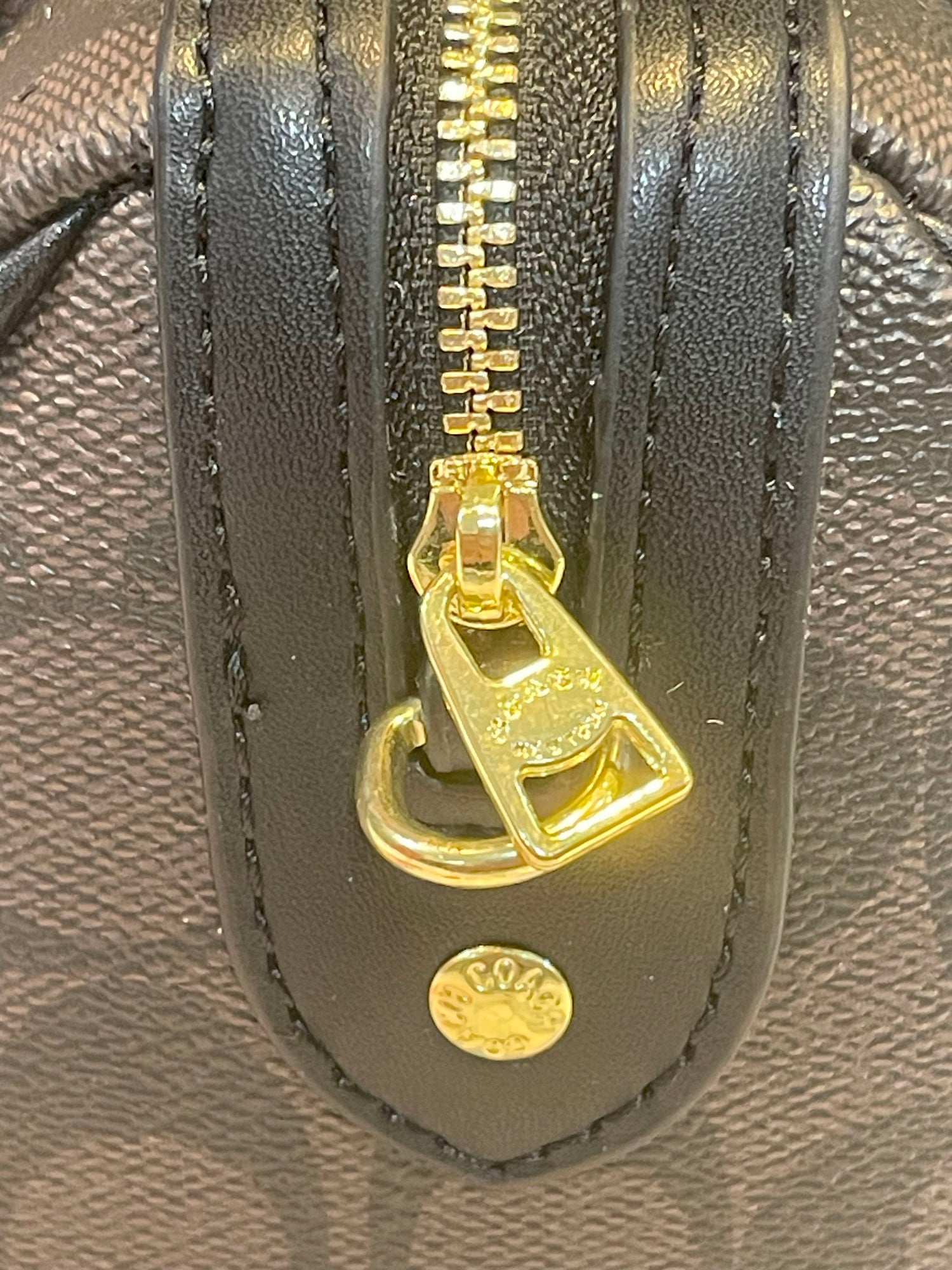 شنطة كوتش روان صغيره شنط وحقائب coach bags