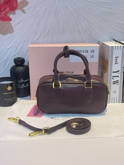 شنطة ميو ميو ماستر شنط وحقائب miumiu bags