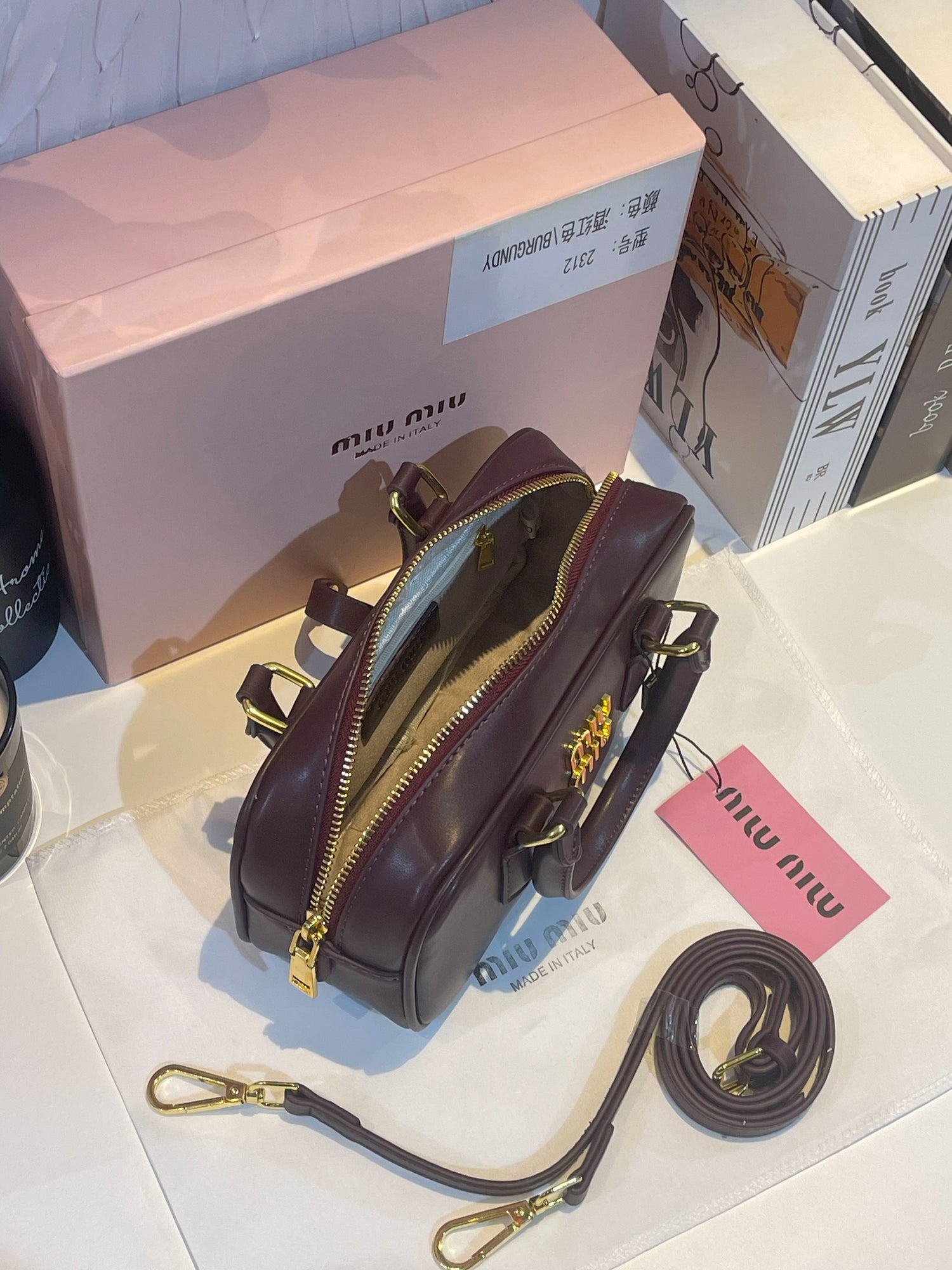 شنطة ميو ميو ماستر شنط وحقائب miumiu bags