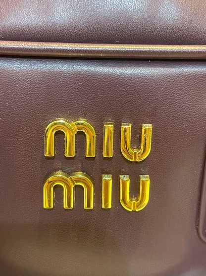 شنطة ميو ميو ماستر شنط وحقائب miumiu bags