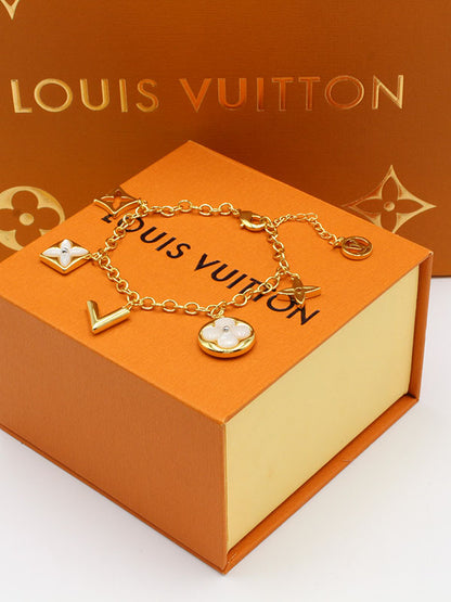 اسواره لويس فيتون ملتي بنتدنت اسواره louis vuitton  