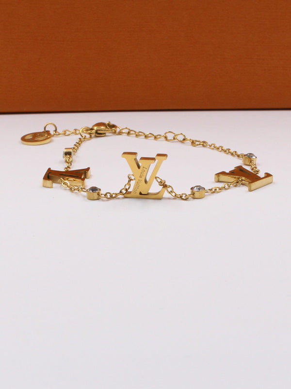 اسواره لويس فيتون بنتدنت لوقو ذهبي اسواره louis vuitton