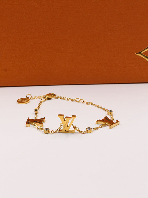 اسواره لويس فيتون بنتدنت لوقو ذهبي اسواره louis vuitton ذهبي