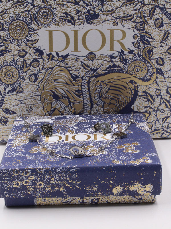 طقم ديور 2 قطع اطقم dior  