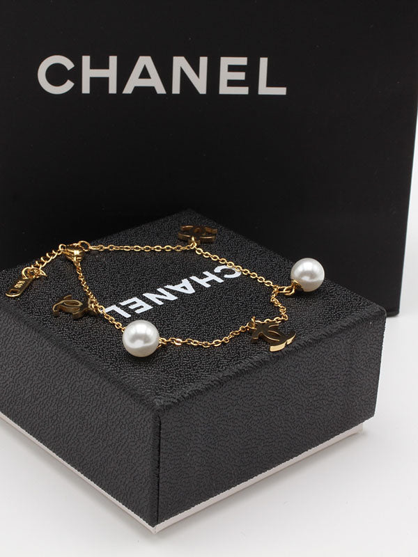 اسوارة شانيل لولو بيرل لوقو اسواره chanel  