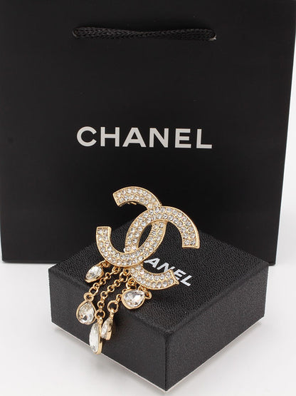 بروشات شانيل كريستال هدب بروش chanel  