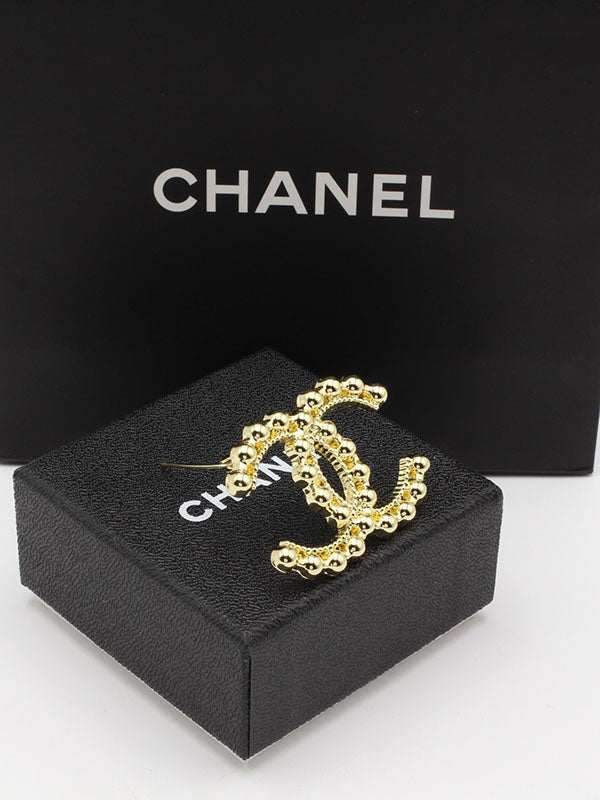 بروشات شانيل ميتال بروش chanel  