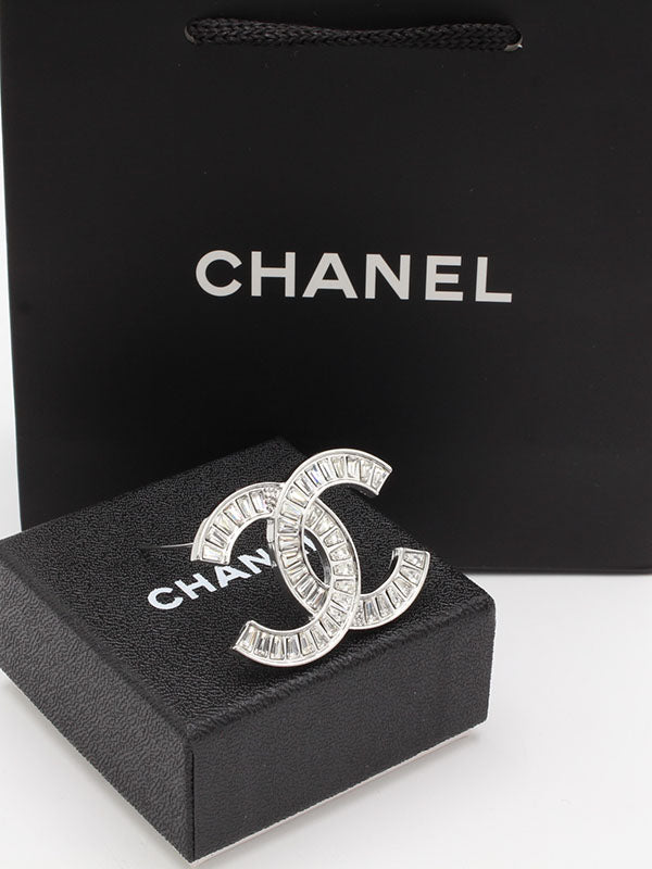 بروشات شانيل كيوبك بروش chanel  