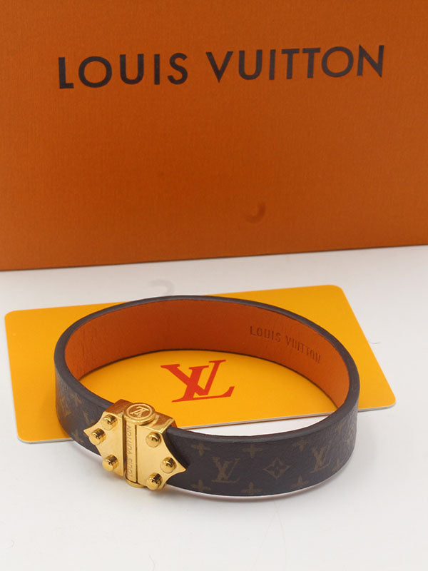 اساور لويس فيتون جلد نيو لوك اسواره louis vuitton