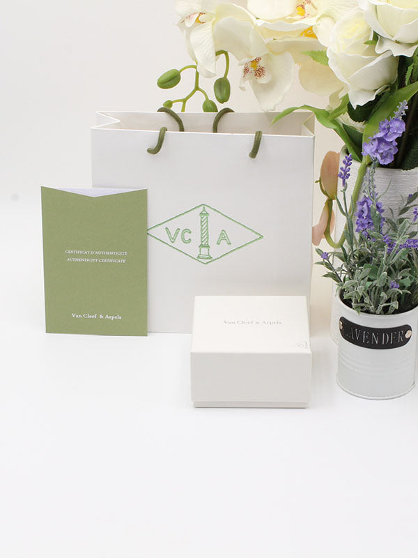 ملحقات فان كليف للاساور سكوير كيس كبير هدايا van cleef