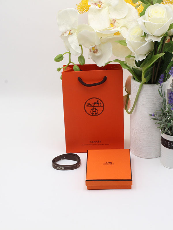 ملحقات هيرمز الجديده للاطقم هدايا HERMES