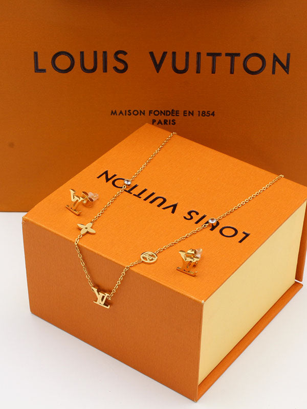 طقم لويس فيتون ذهبي 02532 اطقم louis vuitton  