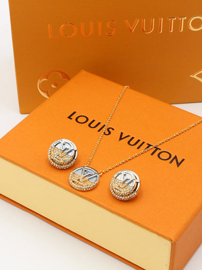 طقم لويس فيتون 2 قطع مدور اطقم louis vuitton