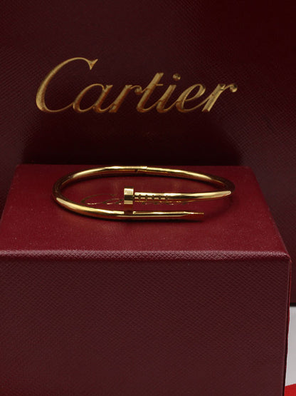 اسوارة كارتير مسمار نحيفة slim اسواره CARTIER