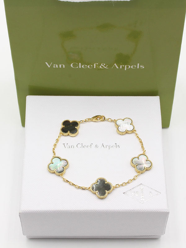 اساور فان كليف الماستر الجديده اسواره van cleef