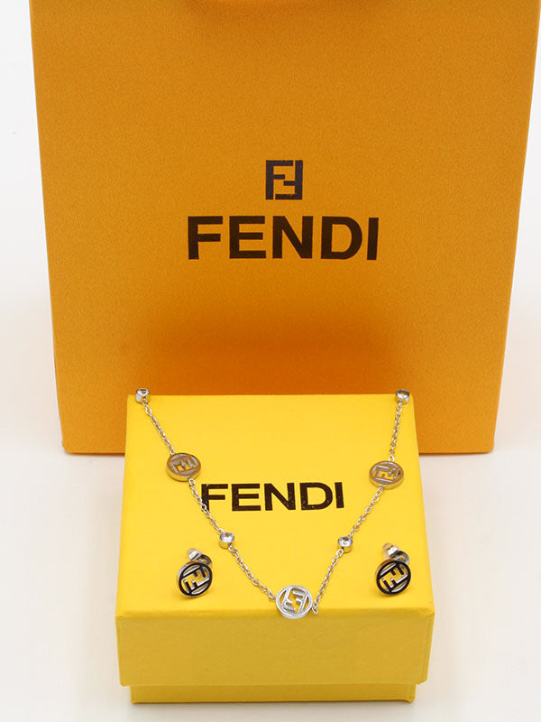 طقم فندي تشوكر ناعم اطقم fendi