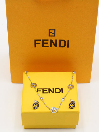 طقم فندي تشوكر ناعم اطقم fendi